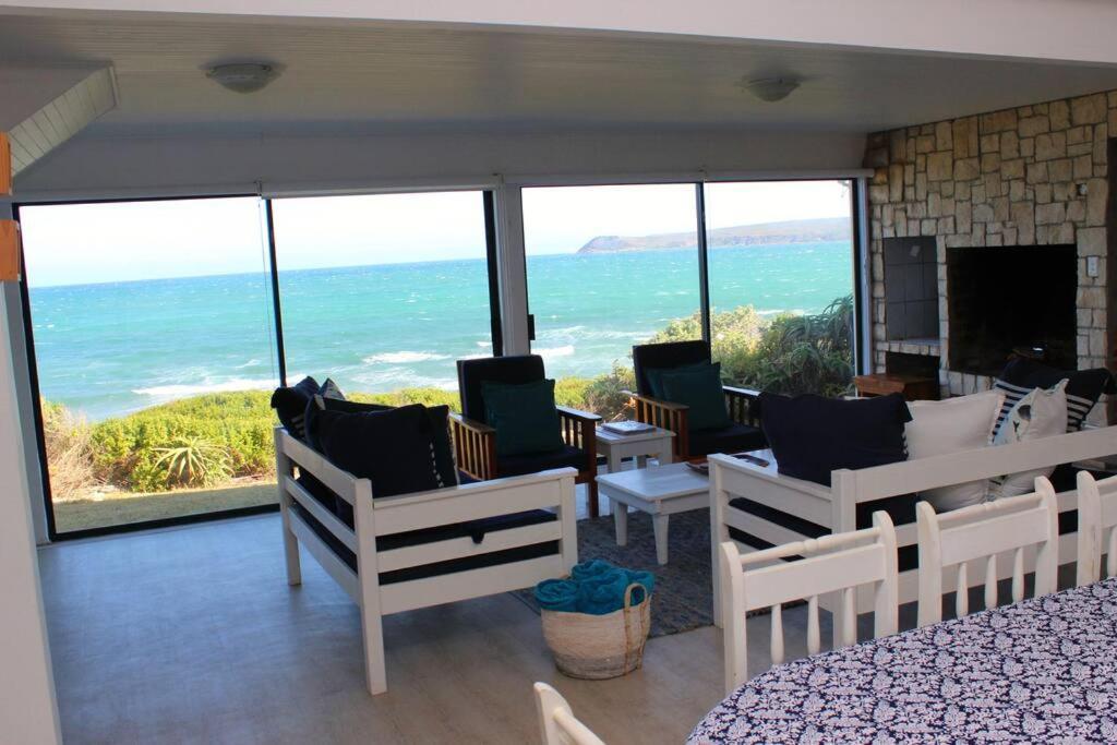 וויטסנד Baby Whale Bliss - Beachfront House מראה חיצוני תמונה